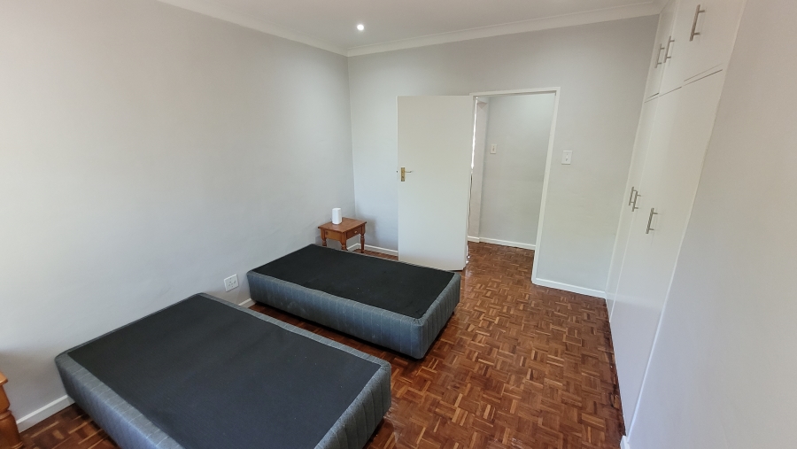 To Let 3 Bedroom Property for Rent in Wynberg Upper Western Cape